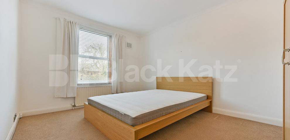 			NEW INSTRUCTION , 2 Bedroom, 1 bath, 1 reception Apartment			 Rosendale Road, West Dulwich